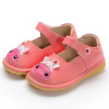 Cute Cow Cow Squeaky zapatos hechos a mano suave